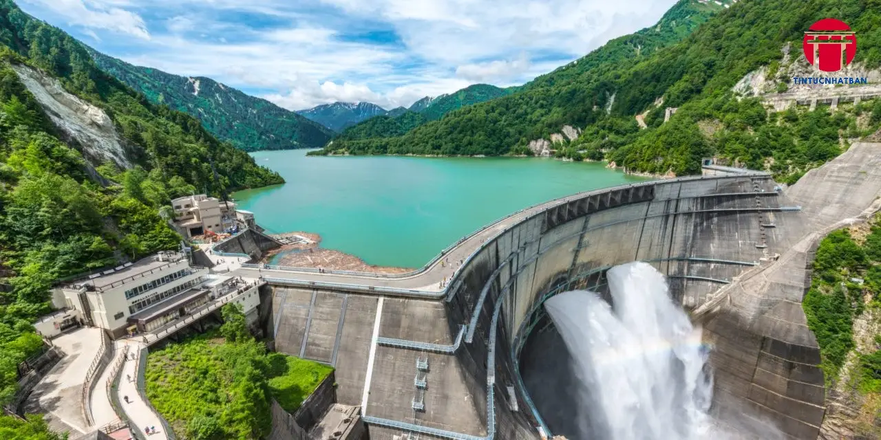 Chính Sách Hỗ Trợ và Đầu Tư Mạnh Mẽ