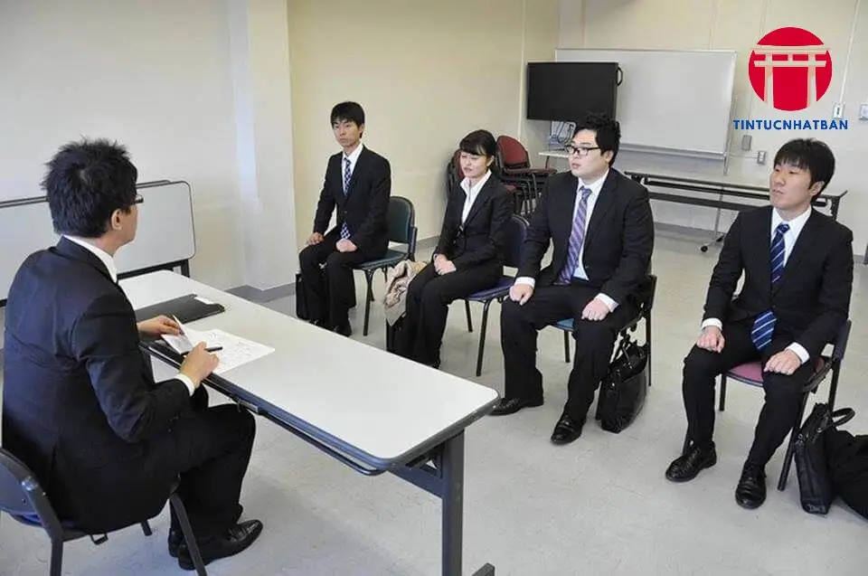 van hoa lam viec cua nguoi nhat 6932f26baf574